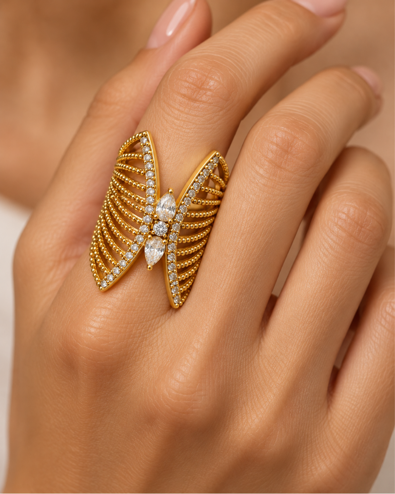 Golden Wings – Openwork Statement Ring, 18-Carat Gold-Plated