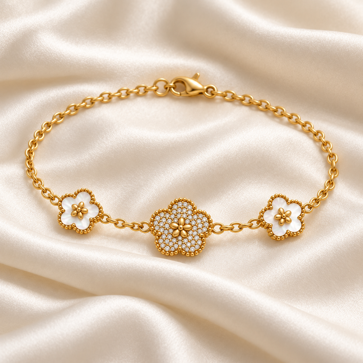 Ivory Bloom – Pearlescent Floral Bracelet, 18-Carat Gold-Plated