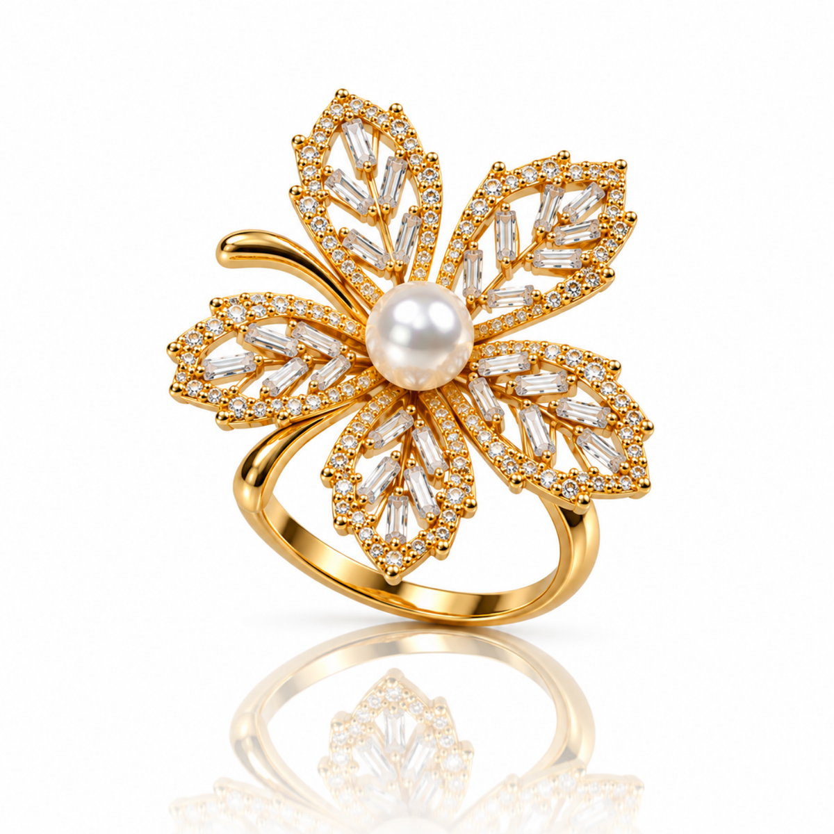 Maple Glow – Pearl-Accent Maple Leaf Ring, 18K Gold-Plated